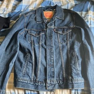Levi’s denim Trucker Jacket size M